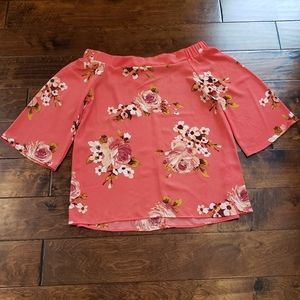 NWOT Oddy Top Size M Off the Shoulder Floral
